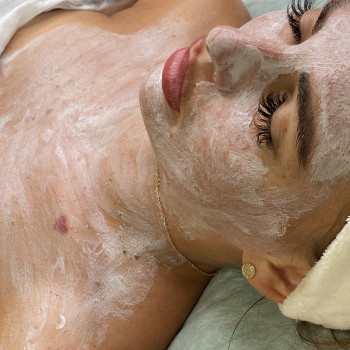 Мама Невесты
                    Косметолог Мирослава Харьков