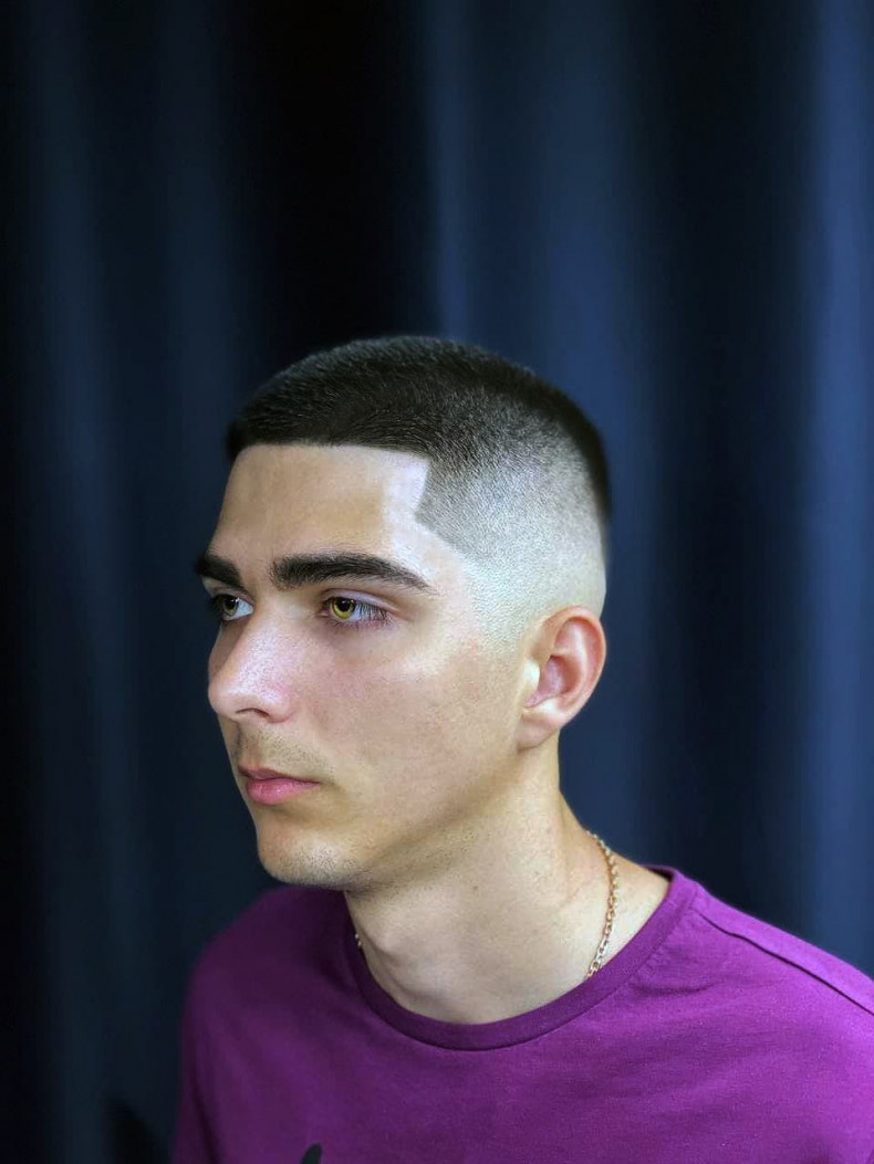 Мужская стрижка бокс на короткие волосы, фото - Барбершоп Barber boss in Che