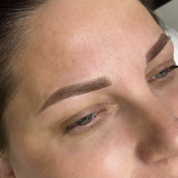 Перманентний макіяж брів
                    Майстер перманентного макіяжу Эва Одеса