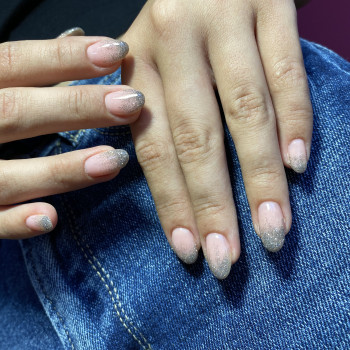 Маникюр
                    Майстер манікюру Виктория Запоріжжя