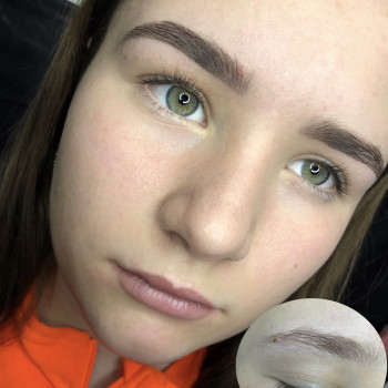 Коррекция и окрашивание бровей гель-краской Elan