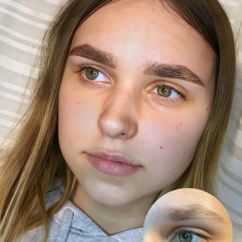 Коррекция и окрашивание бровей гель-краской Elan