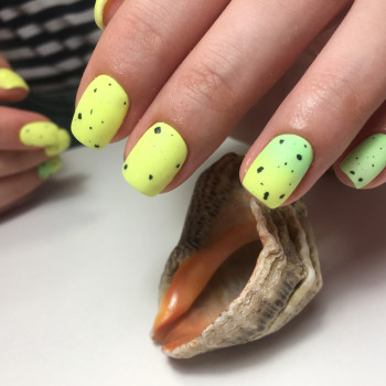 маникюр