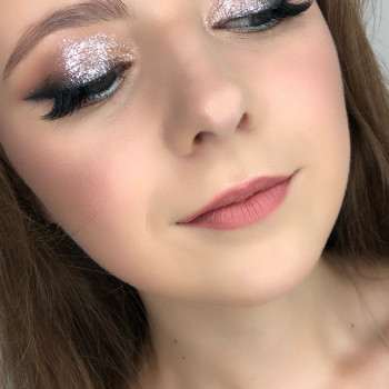 Макіяж на випускний