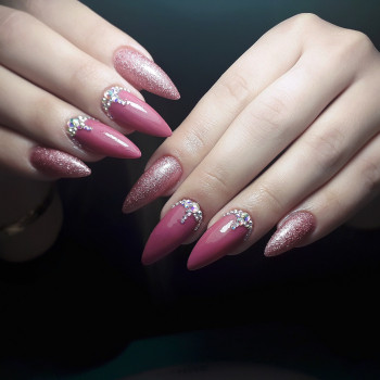 Гель лак (укрепление, выравнивание)
                    Мастер маникюра Кристина Запорожье