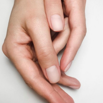 Манікюр, фото - нігтьова студія Barbie Studio