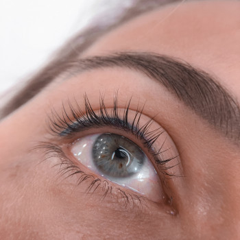 Ламінування вій