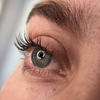 Ламінування вій