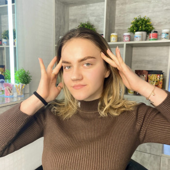 Коррекция/окрашивание бровей/Ламинирование бровей