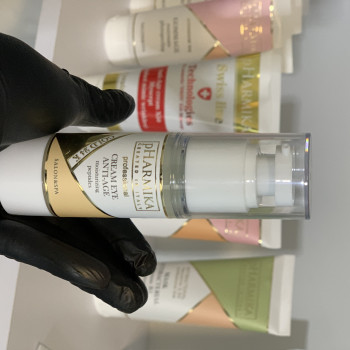 ЗОЛОТО 24К
Ми працюємо лише з професійною косметикою. Яка п