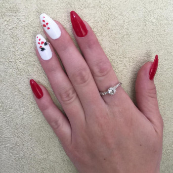 Услуги ногтевого сервиса - наращивание ногтей
                    Майстер манікюру Евгения Бориспіль