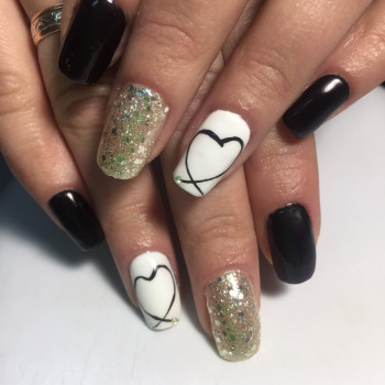 Услуги ногтевого сервиса - наращивание ногтей
                    Майстер манікюру Евгения Бориспіль