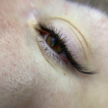 Наращивание ресниц в объёме 3D