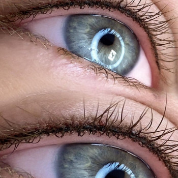 Межресничный татуаж век (межресничка)
                    Майстер перманентного макіяжу Ксения Кобылянская Київ