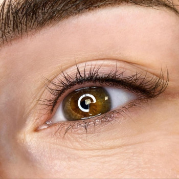 Межресничный татуаж век (межресничка)
                    Майстер перманентного макіяжу Ксения Кобылянская Київ