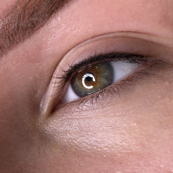 Татуаж глаз. Стрелка, стрелка с растушёвкой, межресничка
                    Майстер перманентного макіяжу Ирина Кропивницький