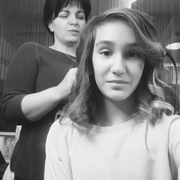 Укладки. Прически
                    Парикмахер-универсал Ольга Киев