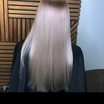 Фарбування з затемненням коренів + тонування з фіолетовим ві