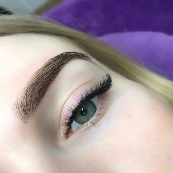 Оформление бровей
                    Лешмейкер Екатерина Харьков