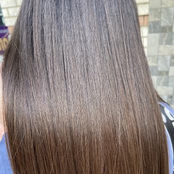 Кератиновое выпрямление волос
                    Парикмахер Виктория Бровары