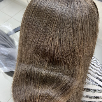 Кератиновое выпрямление волос
                    Парикмахер Виктория Бровары