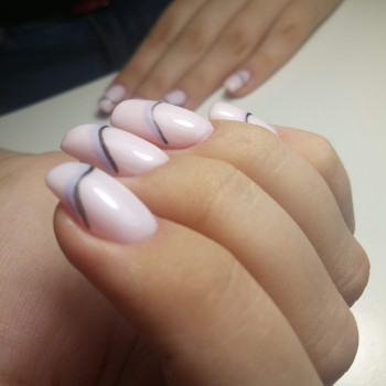 Наращивание ногтей гелем
                    Салон красоты Бархат Харьков