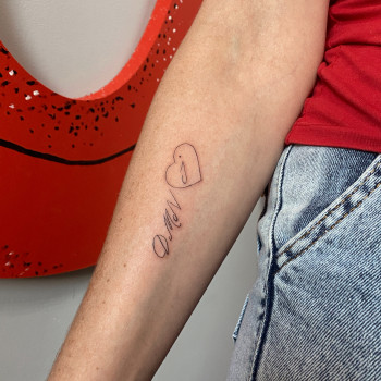 Минитату
                    Тату майстер Анастасия Львів