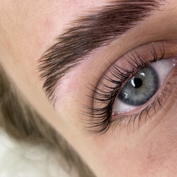 Ламінування вій