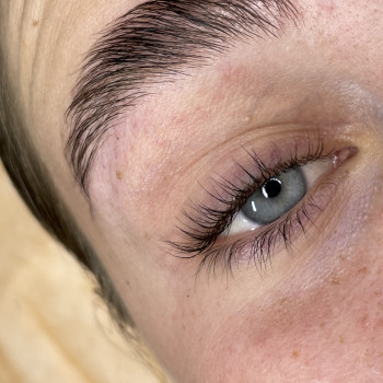 Ламінування вій з ботоксом