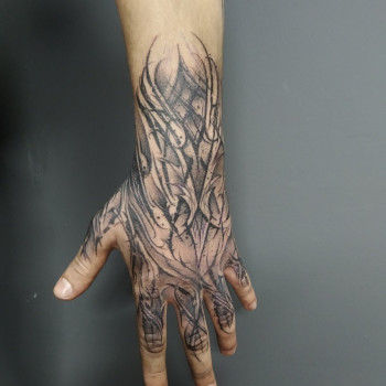 Тату мужские на пальцах кисти, фото - Тату салон Tattoo art room luck