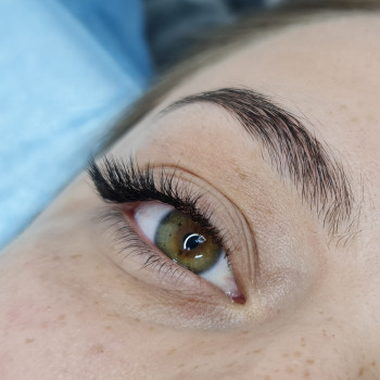 Наращивание ресниц
                    Лешмейкер Анастасия Николаев