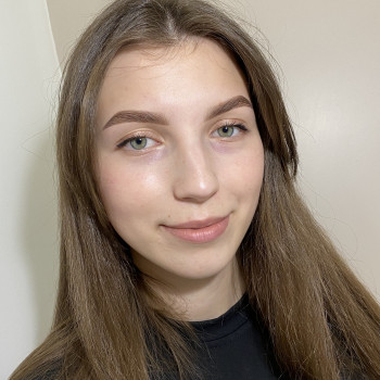 Фарбування брів хною
                    Візажист Оля Львів