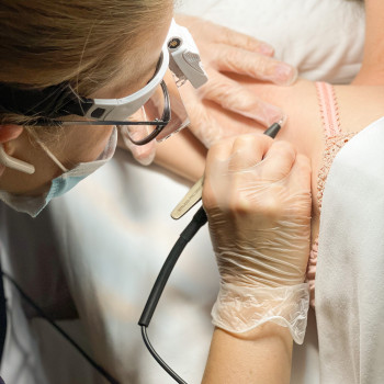 Электроэпиляция
                    Мастер депиляции Татьяна Мариуполь