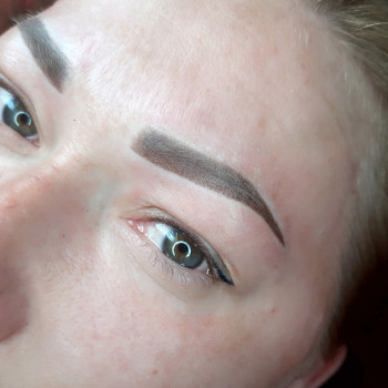 Пудровое напыление бровей
                    Лешмейкер Екатерина Київ