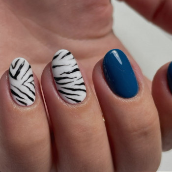 Манікюр та покриття
                    Салон красоты Beauty Bar Винница