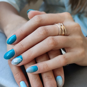 Гель-лаковое покрытие с укреплением
                    Мастер маникюра Марина Черкассы