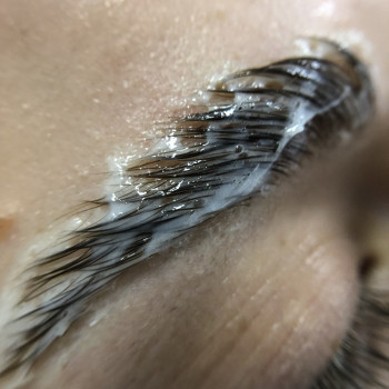 Ламинирование бровей - долговременная укладка бровей
                    Салон красоты FoKs Одесса