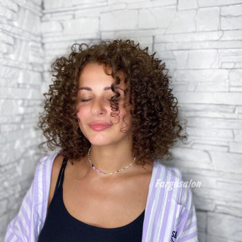 Стрижка жіноча
                    Салон красоты Fargo Киев