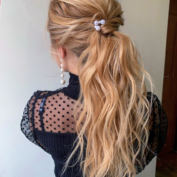 Зачіски
                    Візажист Дина Одеса