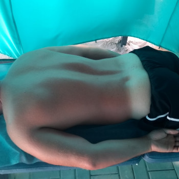 Массаж в обустроенном бунгало на пляже
                    Массажист Алекс Одесса