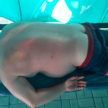 Массаж в обустроенном бунгало на пляже
                    Массажист Алекс Одесса