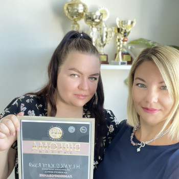 Ученица с базового курса по ламинированию бровей и ресниц