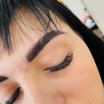 Ламинирование бровей