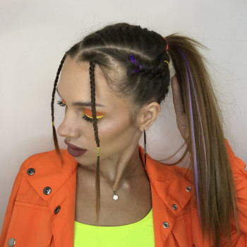 Причёска с элементами плетения
                    Перукар Римма Харків