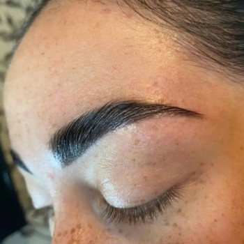 Ламинирование бровей +моделирование +окрашивание