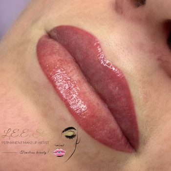 ✨Перманентный макияж 

✔️Перманент носится до 2 лет 
✔️Т