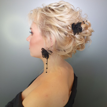 Собранная причёска (пучок, греческий хвост, ракушка)
                    Візажист Татьяна Харків