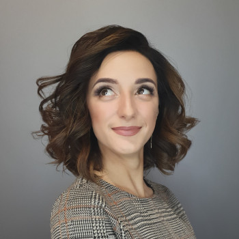 Причёска Локоны, Голливудская волна, Сёрфлоконы, Афролоконы
                    Візажист Татьяна Харків