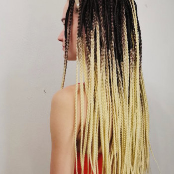 Заплетение волос
                    Брейдер Ксения Київ