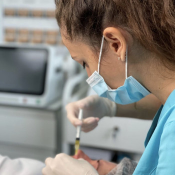 Плазмотерапия лица и волосистой части головы
                    Дерматолог косметолог Анна Одеса